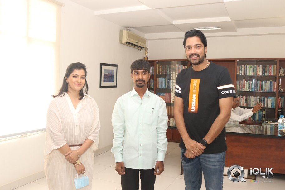 Naandhi-Team-at-Guntur-Success-Meet-